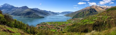 Lago di Como (Como Gölü) yüksek tanımlı panorama