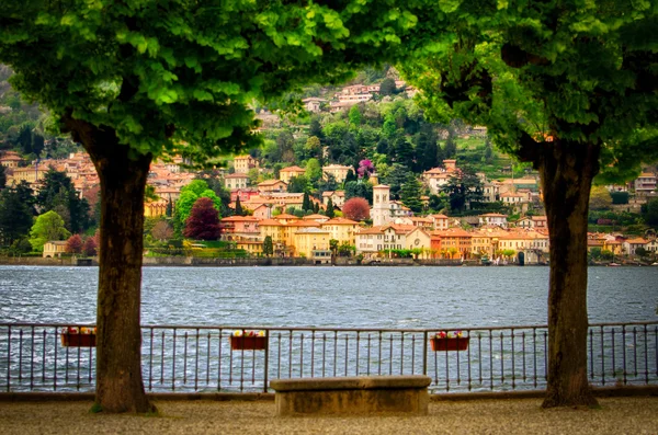 Como Lago di (λίμνη Como) Torno θέα από Moltrasio — Φωτογραφία Αρχείου