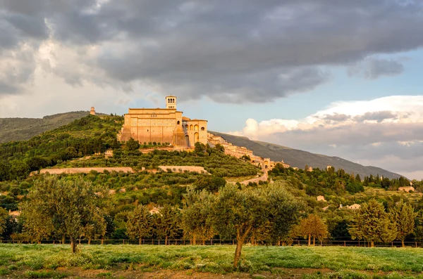 Asís (Umbría) Basílica de San Francesco — Foto de Stock