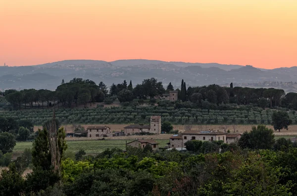 Umbría, puesta de sol en las colinas cerca de Asís —  Fotos de Stock