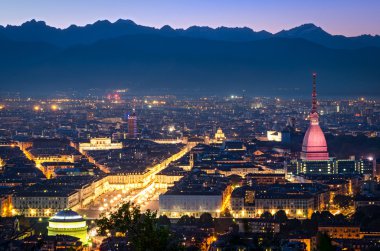 Turin (Torino), panorama, gece