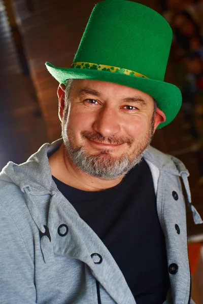 Drôle de chapeau de lutin en irlandais — Photo