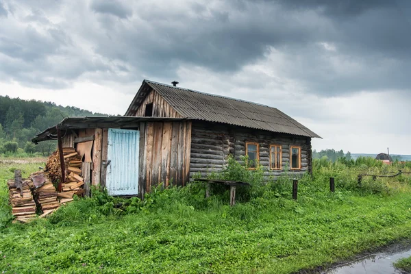 Eski Rus evde küçük bir köy — Stok fotoğraf
