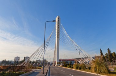 Podgorica, Karadağ'daki Millennium Köprüsü (2005) 