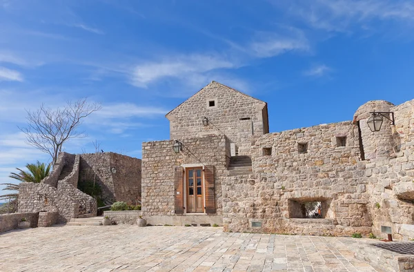 Citadelle dans la vieille ville de Budva — Photo