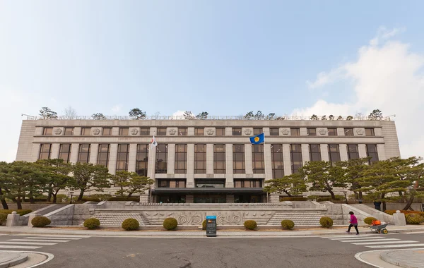 Конституционный суд Кореи в Сеуле — стоковое фото