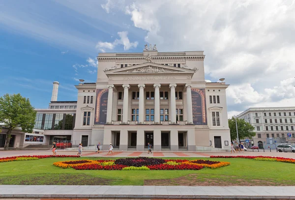 Latvian National Opera in the historic center of Riga, Latvia — Stock Photo, Image