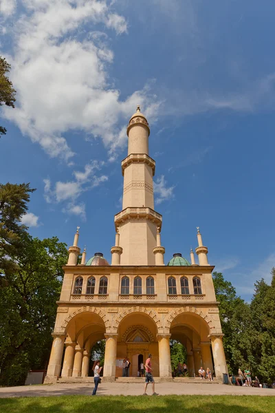 Minarete torre de observación (1804) del Palacio de Lednice, República Checa —  Fotos de Stock