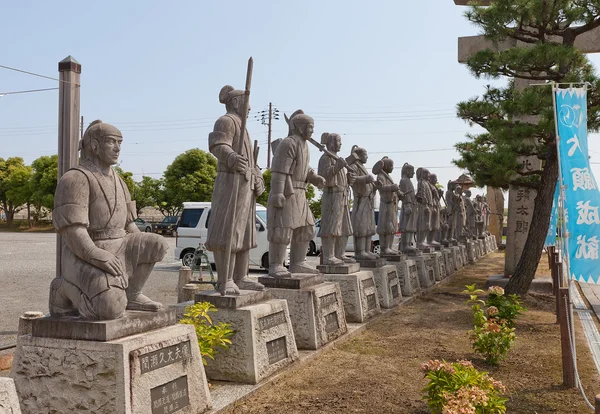 Monuments to 47 loyal samurai in Oishi Shrine of Ako town, Japan — Stock Photo, Image