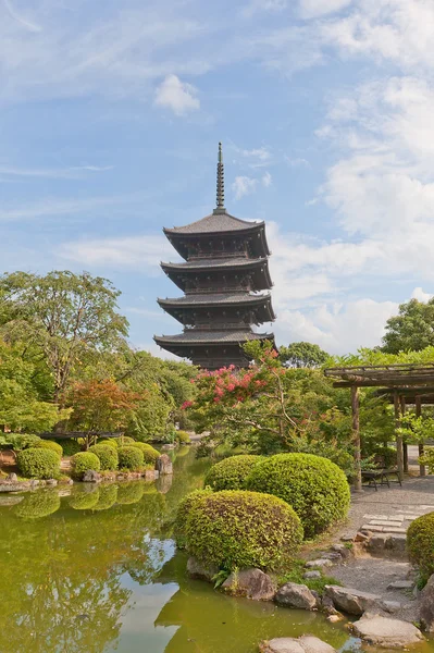 Gojunoto pagode van Toji tempel in Kyoto. UNESCO-site — Stockfoto