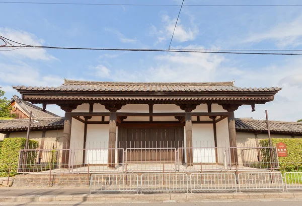 Rengemon kapu (1191) Tibor-templom a Kiotói. A nemzet aranya — Stock Fotó