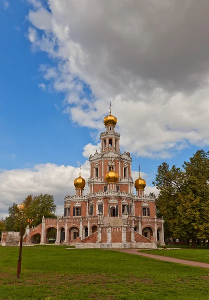 Покровская церковь в Фили (1694) в Москве, Россия — стоковое фото