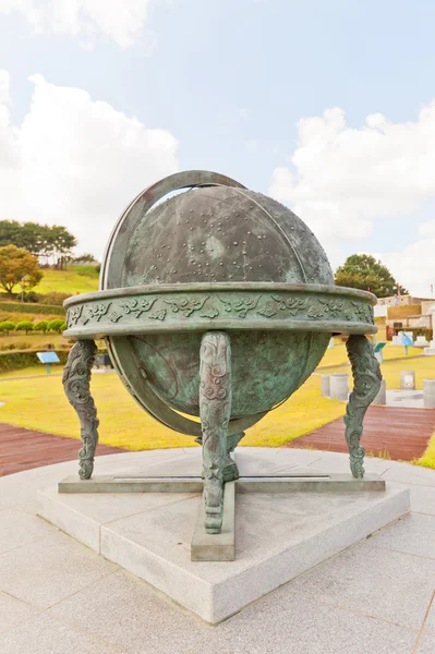 Celestial globe honsang w ogrodzie nauki w busan, korea — Zdjęcie stockowe