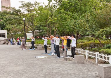 Seoul, Kore sokakta Kore geleneksel jimnastik