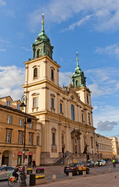 Kostel povýšení svatého kříže (1696) ve Varšavě, Polsko — Stock fotografie