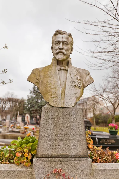 Grave of Doctor Julio Carrie in Paris — Stock Photo, Image