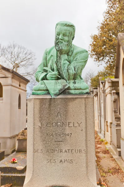 Tomb of Jules Cornely in Paris — Stock Photo, Image