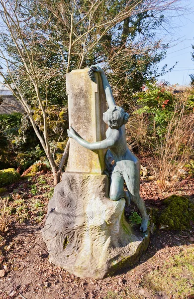 Hegesippe Moreau monument in Provins, France — Stock Photo, Image