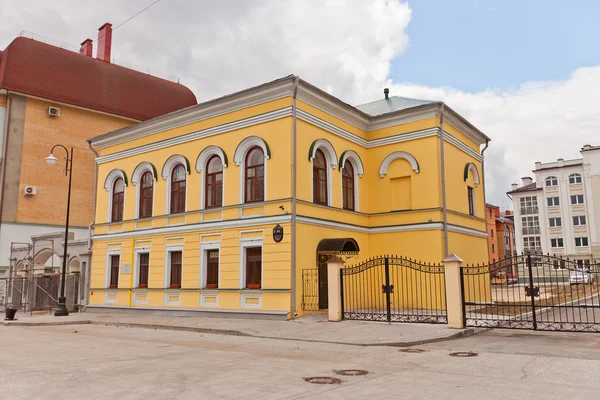 Dom handlowy Usmanow (1853) w city Kazan, Federacja Rosyjska — Zdjęcie stockowe