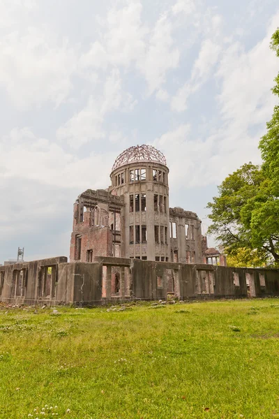 Cúpula de la bomba atómica en Hiroshima, Japón. Sitio UNESCO —  Fotos de Stock