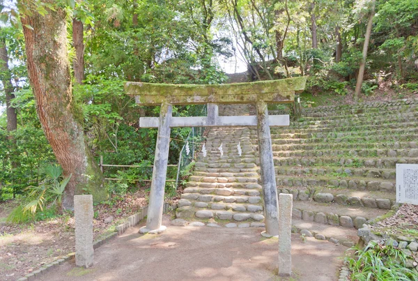 Храм Ивасаки Синто в Мацуяме, Япония — стоковое фото
