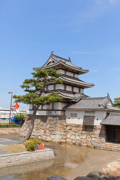 Kitanomaru Tsukimi Turret (1676) of Takamatsu castle, Japan — Stock Photo, Image