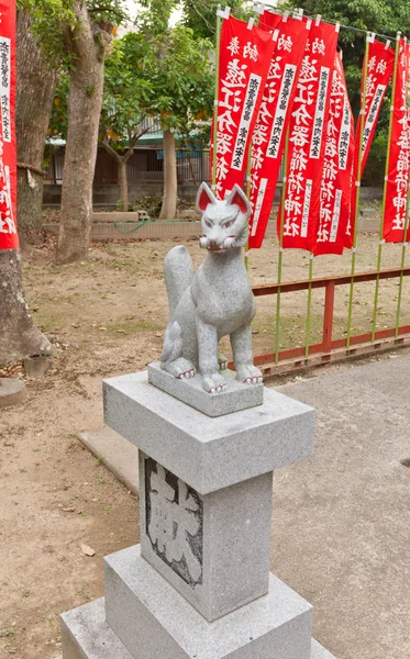 Estatua de Kitsune en el santuario de Inari, Hamamatsu, Japón —  Fotos de Stock