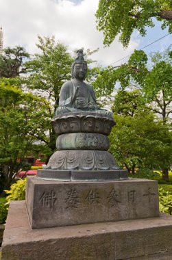 Shokannon Buddha statue of Senso-ji Temple, Tokyo, Japan