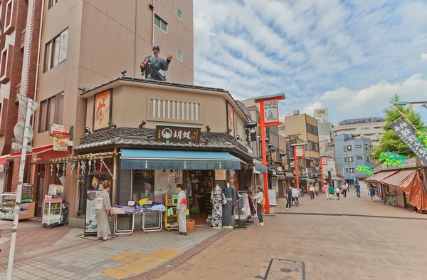 Denboin-dori shopping street in Tokyo, Japan — Stok fotoğraf