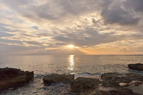 Sonnenuntergang auf Grand Cayman Island, Cayman Islands — Stockfoto