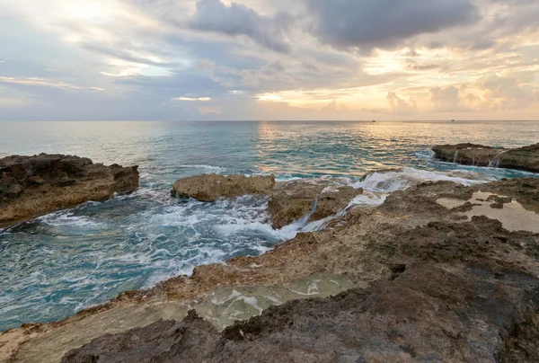 Sonnenuntergang auf Grand Cayman Island, Cayman Islands — Stockfoto