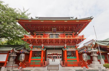 Zuishin-mon kapısı Kanda tapınak Tokyo, Japonya