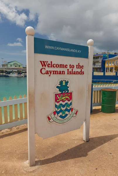 Willkommenstafel in der georgischen Stadt Grand Cayman Island — Stockfoto