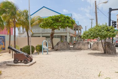 Grand Cayman Adaları'ndaki George kasabasında Fort George (1790)