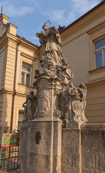 Estátua de João de Nepomuk em Kutna Hora, República Checa — Fotografia de Stock