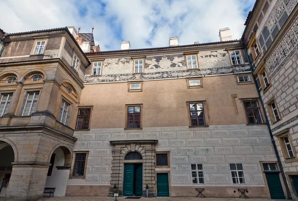 Courtyard of Brandys nad Labem Castle, Czech Republic — Stock Photo, Image