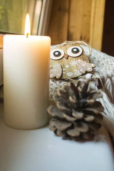 Burning Candle Christmas Decoration — Stock Photo, Image