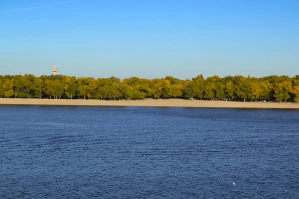 Paisaje Otoñal Kiev Ucrania Río Dnipro Vista Sobre Isla Trukhaniv — Foto de Stock