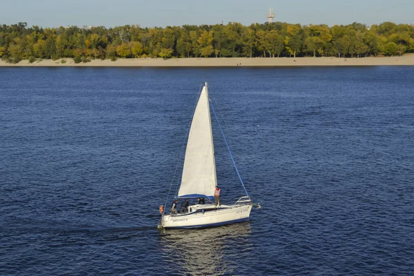 Paisaje Otoñal Kiev Ucrania Río Dnipro Vista Sobre Isla Trukhaniv — Foto de Stock