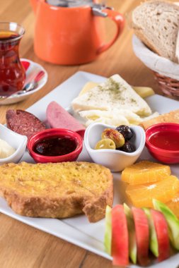 Türk Yumurtalı Ekmek. Türkçede buna 