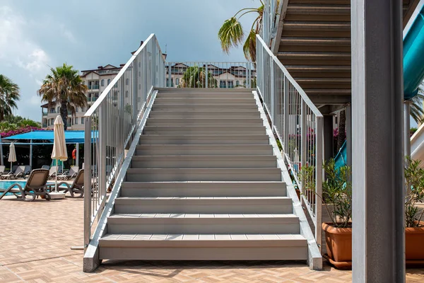 Outdoor staircase made with gray composite deck
