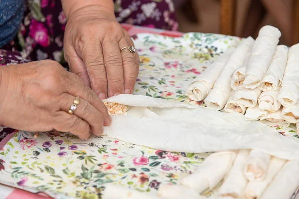 Housewife Making Putting Cheese Yufka Make Traditional Turkish Sigara Boregi — Stock Photo, Image