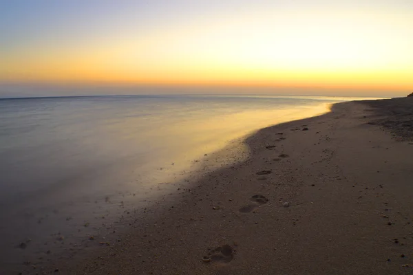 Sea beach before sunrise — Stock Photo, Image