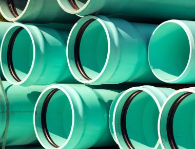 Büyük boy kanalizasyon boruları 