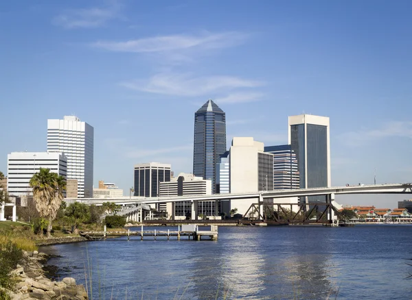 Skyline von jacksonville florida am st. johns river — Stockfoto