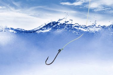 Suyun altında olta kancası var. Balık sporu konsepti, deniz suyu