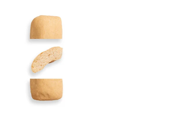 Διαφορετικά κομμάτια ψωμιού χωρίς γλουτένη, δημιουργική μινιμαλιστική διάταξη, έννοια υγιεινής διατροφής — Φωτογραφία Αρχείου