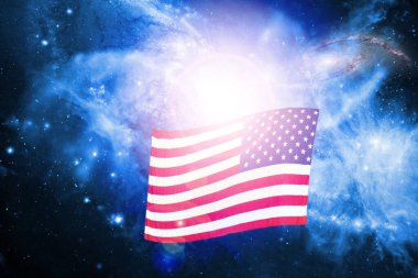 ABD bayrağı uzayda bir yerlerde, B Galaksisinde. Bu görüntünün elementleri NASA tarafından desteklenmektedir