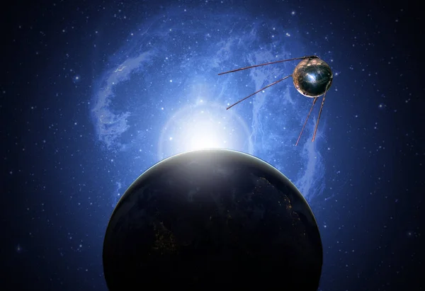 Sattelita en el espacio por encima de Earh está orbitando el planeta tecnología futura b. Elementos de esta imagen proporcionados por la NASA — Foto de Stock