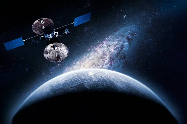 Engins spatiaux sur l'orbite explorer une nouvelle planète, éléments de cette image fournie par nasa b — Photo